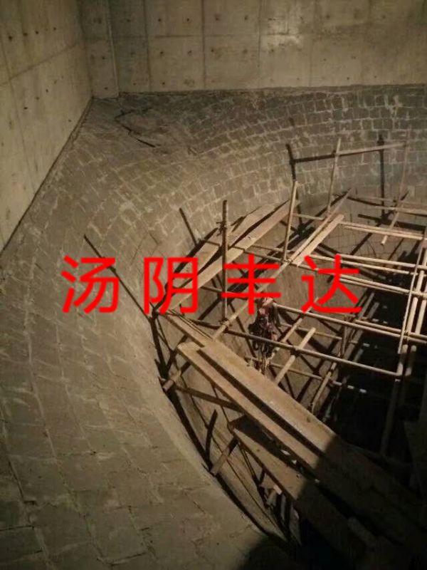 微(wēi)晶鑄石闆施工(gōng)現(xiàn)場(chǎng)