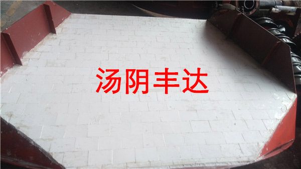 氧化(huà)鋁陶瓷襯闆